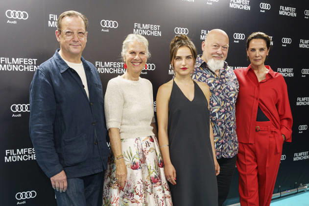 Matthias Brandt, Doris Zander, Clara Vogt, Rainer Kaufmann und Desiree Nosbusch bei der Premiere des ARD-Film Eine Nacht in Bangkok auf dem 43. Filmfest München 2026 im Gloria Galast. München, 30.06.2026