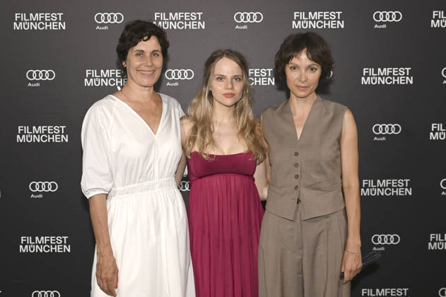 Nina Kunzendorf, Lili Epply und Julia Koschitz bei der Premiere des ZDF und Arte Films Die kleinen und die großen Lügen auf dem 43. Filmfest München 2026 im Astor Film Lounge im Arri. München, 30.06.2026