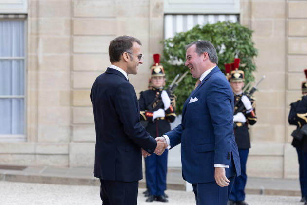 Grand Duke Guillaume and Grand Duchess Stephanie of Luxembourg received at Elysee French President Emmanuel Macron with sunglasses received Grand Duke Guillaume of Luxembourg as arriving before a meeting at Elysee Palace, Paris France on July 1 2026. Photo by Raphael Lafargue ABACAPRESS.COM Paris France  Copyright: xLafarguexRaphael ABACAx