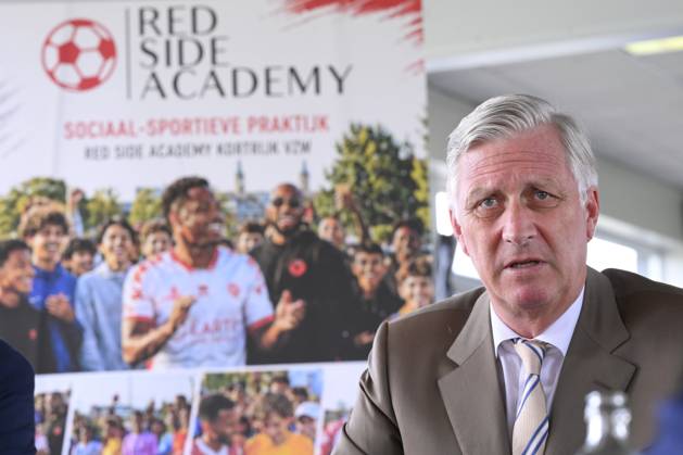 King Philippe Visits Red Side Academy KORTRIJK, BELGIUM - JULY 01: King Philippe of Belgium pictured discovering the activities of Red Side Academy in KV Kortrijk Training Center on July 01, 2026 in Kortrijk, Belgium, 01 07 2026 Kortrijk Belgium  Copyright: xPhilipxReynaersx