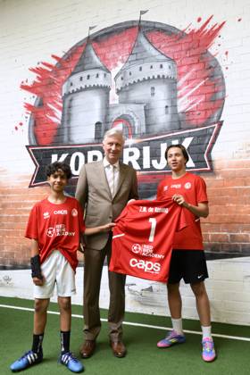 King Philippe Visits Red Side Academy KORTRIJK, BELGIUM - JULY 01: King Philippe of Belgium pictured discovering the activities of Red Side Academy in KV Kortrijk Training Center on July 01, 2026 in Kortrijk, Belgium, 01 07 2026 Kortrijk Belgium  Copyright: xPhilipxReynaersx