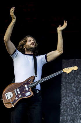 Wolf Alice live at Roskilde Festival 2026 Roskilde, Denmark. 01st, July 2026. The British alternative rock band Wolf Alice performs a live concert during the Danish music festival Roskilde Festival 2026 in Roskilde. Here guitarist Joff Oddie is seen live on stage. Denmark, Roskilde  Copyright: xGonzalesxPhoto LassexLagonix