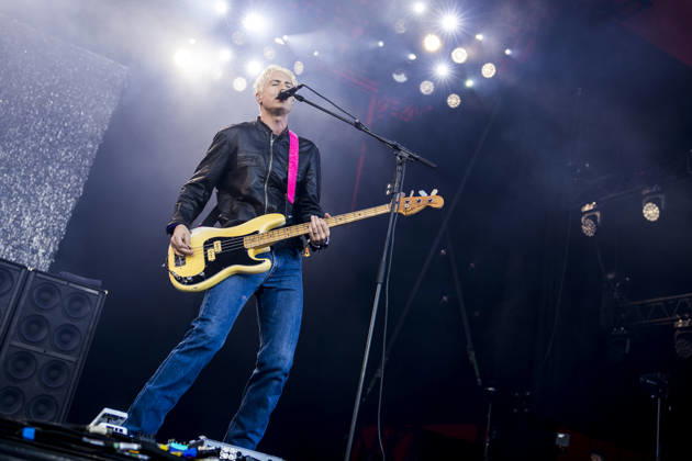 Wolf Alice live at Roskilde Festival 2026 Roskilde, Denmark. 01st, July 2026. The British alternative rock band Wolf Alice performs a live concert during the Danish music festival Roskilde Festival 2026 in Roskilde. Here bass player Theo Ellis is seen live on stage. Denmark, Roskilde  Copyright: xGonzalesxPhoto LassexLagonix