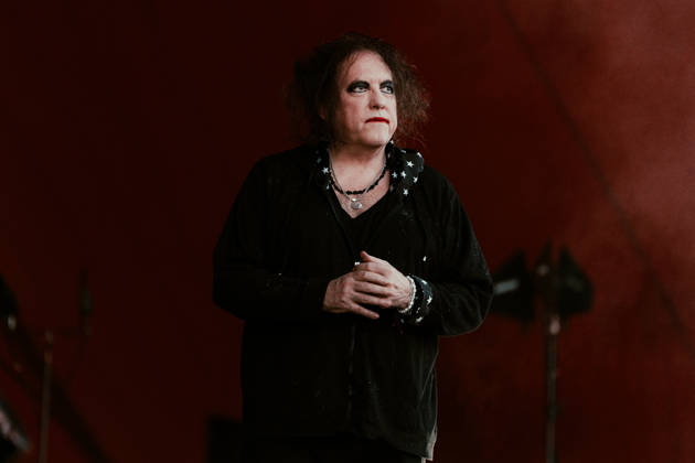 The Cure live at Roskilde Festival 2026 Roskilde, Denmark. 01st, July 2026. The English rock band The Cure performs a live concert during the Danish music festival Roskilde Festival 2026 in Roskilde. Here singer, songwriter and musician Robert Smith is seen live on stage. Denmark, Roskilde  Copyright: xGonzalesxPhoto MathiasxKristensenx