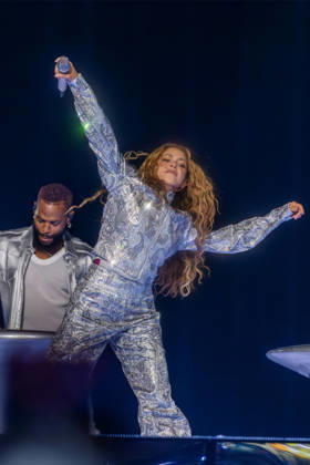 Shakira performs on stage during the Las Mujeres Ya No Lloran World Tour at the Kaseya Center. Miami, Florida on Wednesday July 1, 2026.  MIA20260701110 GARYxIxROTHSTEIN