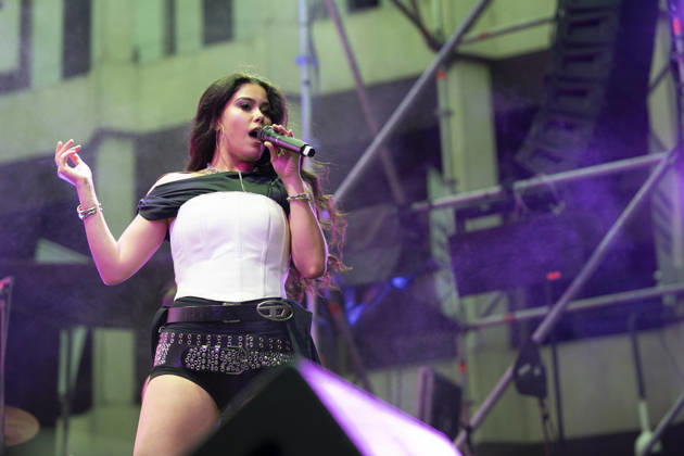July 2, 2026, Madrid, Spain: The singer Maria Cruz seen performing during the MADO 2026 Festival in the Plaza de las Reinas. Madrid Spain - ZUMAs197 20260702_aaa_s197_028 Copyright: xAtilanoxGarciax