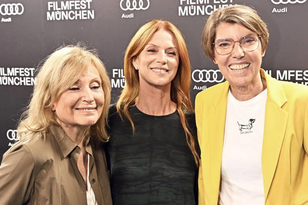 Maren Kroymann, Esther Schweins und Bettina Böttinger bei der Premiere des Dokumentarfilsm Was haben wir gelacht auf dem 43. Filmfest München 2026 im Gloria Filmpalast. München, 01.07.2026