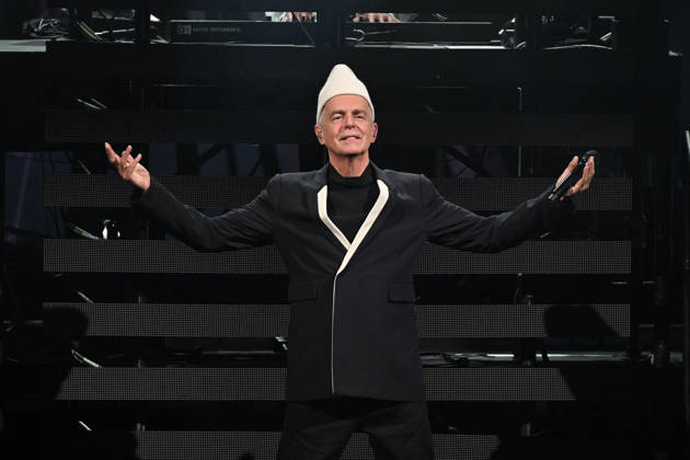 Pet Shop Boys Performs At Concert - Paris Neil Tennant of Pet Shop Boys performs at the Zenith in Paris, France on July 1, 2026. Photo by Christophe Meng ABACAPRESS.COM Paris France  Copyright: xMengxChristophe ABACAx