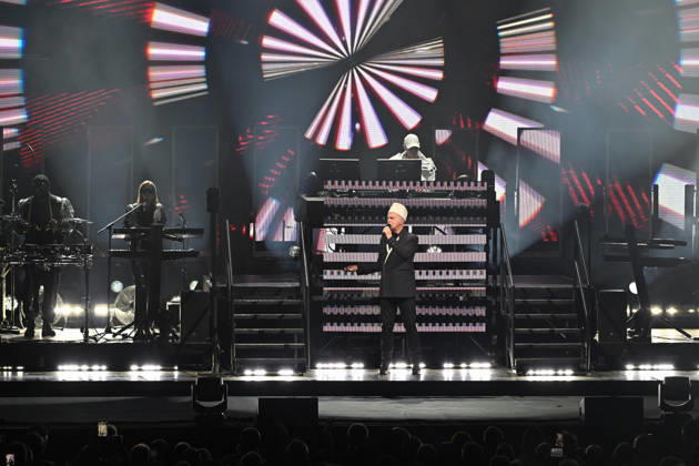 Pet Shop Boys Performs At Concert - Paris Neil Tennant of Pet Shop Boys performs at the Zenith in Paris, France on July 1, 2026. Photo by Christophe Meng ABACAPRESS.COM Paris France  Copyright: xMengxChristophe ABACAx