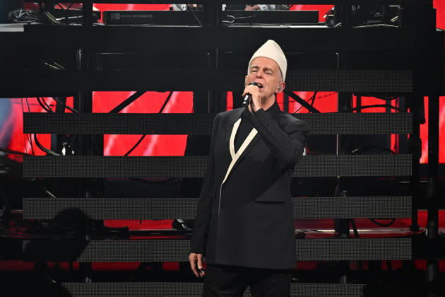 Pet Shop Boys Performs At Concert - Paris Neil Tennant of Pet Shop Boys performs at the Zenith in Paris, France on July 1, 2026. Photo by Christophe Meng ABACAPRESS.COM Paris France  Copyright: xMengxChristophe ABACAx