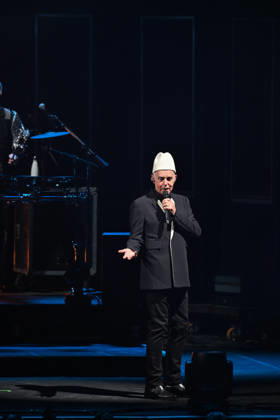 Pet Shop Boys Performs At Concert - Paris Neil Tennant of Pet Shop Boys performs at the Zenith in Paris, France on July 1, 2026. Photo by Christophe Meng ABACAPRESS.COM Paris France  Copyright: xMengxChristophe ABACAx