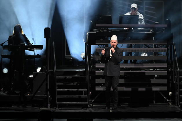 Pet Shop Boys Performs At Concert - Paris Neil Tennant of Pet Shop Boys performs at the Zenith in Paris, France on July 1, 2026. Photo by Christophe Meng ABACAPRESS.COM Paris France  Copyright: xMengxChristophe ABACAx