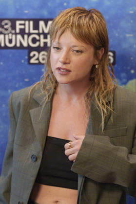 Jella Haase bei der Premiere des Kinofilms Gentle Monster auf dem 43. Filmfest München 2026 im Rio Filmpalast. München, 01.07.2026