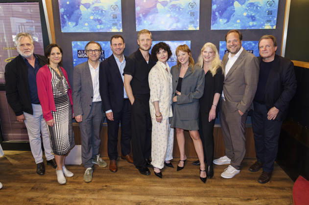 Fabien Arseguel, Marie Kreutzer, Jella Haase und Alexander Glehr mit Cast und Team bei der Premiere des Kinofilms Gentle Monster auf dem 43. Filmfest München 2026 im Rio Filmpalast. München, 01.07.2026