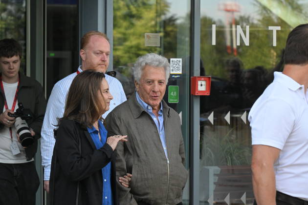 The headliner of the 60th Karlovy Vary International Film Festival, American actor Dustin Hoffman with his wife Lisa, arrived in Karlovy Vary, Czech Republic, on July 2nd, 2026. (CTKxPhoto SlavomirxKubes) CTKPhotoP2026070207669  CTKPhotoP2026070207669