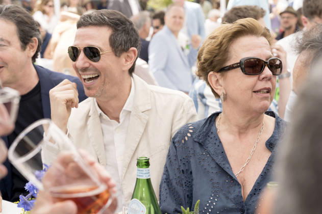 Oliver Berben mit Gast beim Empfang des FilmFernsehFonds Bayern auf dem 43. Filmfest München 2026 auf der Praterinsel. München, 02.07.2026