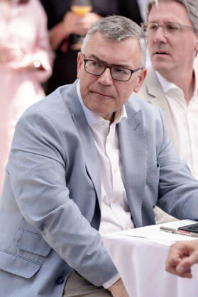 Florian Herrmann beim Empfang des FilmFernsehFonds Bayern auf dem 43. Filmfest München 2026 auf der Praterinsel. München, 02.07.2026