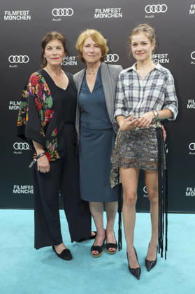Victoria Mayer, Corinna Harfouch und Lea Drinda bei der Premiere des Kinofilms Kalter Hund auf dem 43. Filmfest München 2026 in den City-Atelier Kinos. München, 02.07.2026