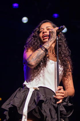 July 2, 2026, Milwaukee, Wisconsin, U.S: Singer ELLA MAI during the Summerfest Music Festival in Milwaukee, Wisconsin Milwaukee U.S  - ZUMAs135 20260702_zap_s135_068 Copyright: xDanielxDeSloverx