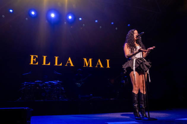 July 2, 2026, Milwaukee, Wisconsin, U.S: Singer ELLA MAI during the Summerfest Music Festival in Milwaukee, Wisconsin Milwaukee U.S  - ZUMAs135 20260702_zap_s135_086 Copyright: xDanielxDeSloverx