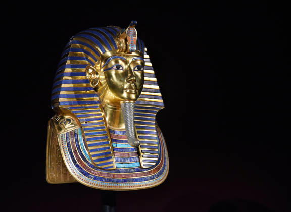 Toutankhamon Reconstruction Spectacular At Porte du Versailles - Paris Toutankhamon, Reconstition spectacular his tomb and his treasures of Pharaon at Porte du Versailles in Paris, France on July 2, 2026. Photo by Alain Apaydin ABACAPRESS.COM Paris Ile-de-France France  Copyright: xApaydinxAlain ABACAx