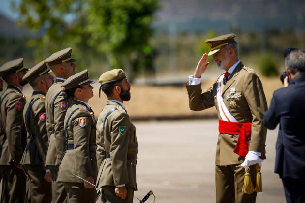 Felipe VI Presents the Royal Commissions to the 51st Class of the Non-Commissioned Officers’ Corps King Felipe VI presides over the ceremony to present the Royal Commissions to the 51st Class of the Non-Commissioned Officers’ Corps, at the General Basic Academy for Non-Commissioned Officers, on July 3, 2026, in Talarn, Lleida, Catalonia, Spain JULY 3, 2026 Kike Rincó Spain  Copyright: xKikexRinconx 7640159