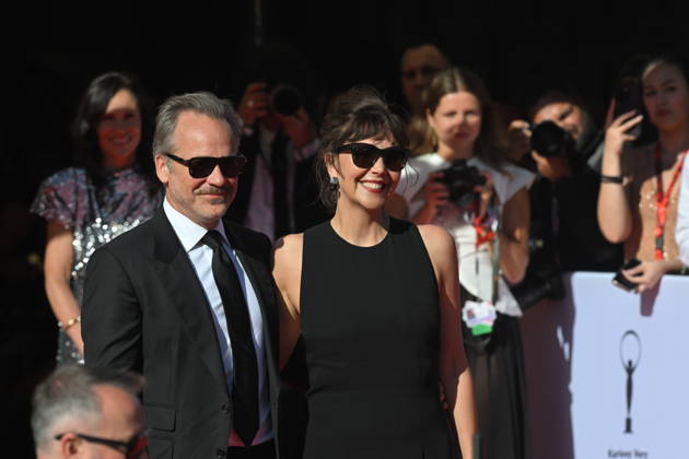 American actor Peter Skarsgard, left, and American actress Maggie Gyllenhaal arrive at the opening of the 60th Karlovy Vary International Film Festival, on June 3, 2026, in Karlovy Vary, Czech Republic. (CTKxPhoto SlavomirxKubes) CTKPhotoP2026070306856  CTKPhotoP2026070306856