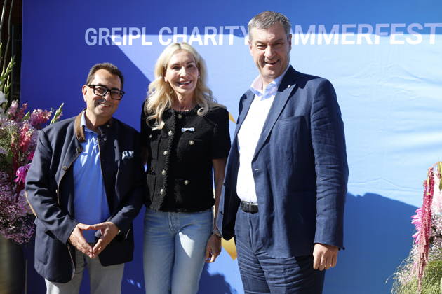 Saskia Greipl Charity Sommerfest 2026 Stavros Kostantinidis, Saskia Greipl-Kostantinidis und Markus Söder beim Greipl Charity Sommerfest zugunsten von LichtBlick Seniorenhilfe e.V. im Prof. Erich Greipl Stadion. Ismaning, 03.07.2026 Ismanin b.München Stadion Ismaning Bayern D Copyright: xAgenturxMatthiasxWehnertx xReinhardxZichyx