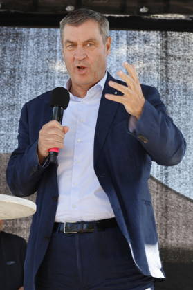 Saskia Greipl Charity Sommerfest 2026 Markus Söder beim Greipl Charity Sommerfest zugunsten von LichtBlick Seniorenhilfe e.V. im Prof. Erich Greipl Stadion. Ismaning, 03.07.2026 Ismanin b.München Stadion Ismaning Bayern D Copyright: xAgenturxMatthiasxWehnertx xReinhardxZichyx