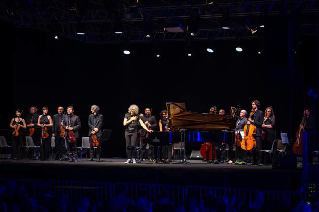 IPA86357103 - Giovanni Allevi performs live with the strings of the Orchestra Sinfonica Italiana during Giovanni Allevi - Piani e Archi - Summer 2026, a music concert in Bollate (Milan), Italy, on July 3, 2026  Copyright: xGiuseppexSpinozzi LiveMediax xx 86357103