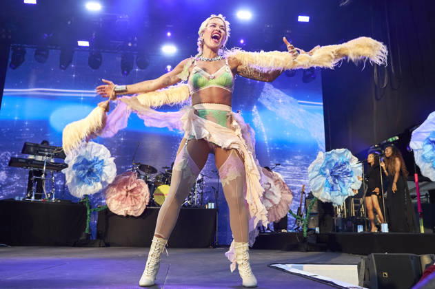 Rita Ora live bei der Eröffnung vom Sommerfestival 2026 in der Autostadt. Wolfsburg, 03.07.2026