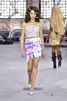 Model bei der Marina Hoermanseder Fashion Show auf der Berlin Fashion Week S S 2027 im Haus der Visionäre. Berlin, 03.07.2026