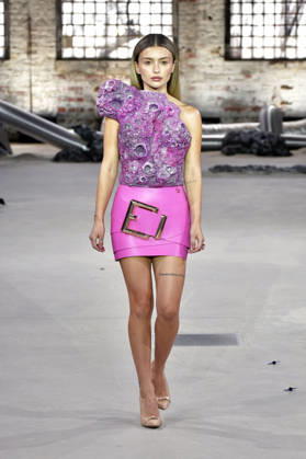 Model bei der Marina Hoermanseder Fashion Show auf der Berlin Fashion Week S S 2027 im Haus der Visionäre. Berlin, 03.07.2026