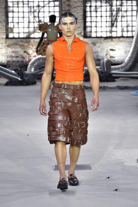 Model bei der Marina Hoermanseder Fashion Show auf der Berlin Fashion Week S S 2027 im Haus der Visionäre. Berlin, 03.07.2026