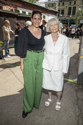 Mode, Berlin Fashion Week, Gäste der Kilian Kerner Modenschau ABB KERNER- Ulrike Frank und Renate Schubring zu Gast bei der Kilan Kerner SPRING SUMMER 2027 auf der Fashion Week in der Skaterhalle in Berlin am 03.07.2026 Berlin Deutschland