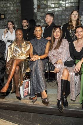 Mode, Berlin Fashion Week, Gäste der Kilian Kerner Modenschau ABB KERNER- lorence Kasumba, Annabelle Mandeng und Simone Thomalla am Catwalk zu Gast bei der Kilan Kerner SPRING SUMMER 2027 auf der Fashion Week in der Skaterhalle in Berlin am 03.07.2026 Berlin Deutschland