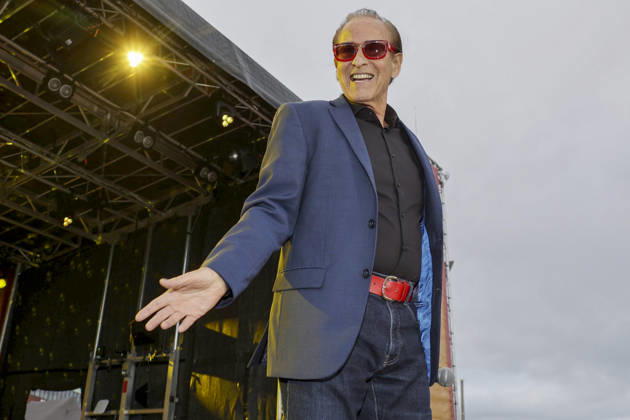 ABB SCHLAGERMOVE- Michael Holm Buehne show singen zu Gast beim Das Schlagermove in Concert Open Air auf dem Heiligengeistfeld in Hamburg am 03.07.2025 Hamburg Deutschland