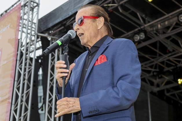 ABB SCHLAGERMOVE- Michael Holm Buehne show singen zu Gast beim Das Schlagermove in Concert Open Air auf dem Heiligengeistfeld in Hamburg am 03.07.2025 Hamburg Deutschland
