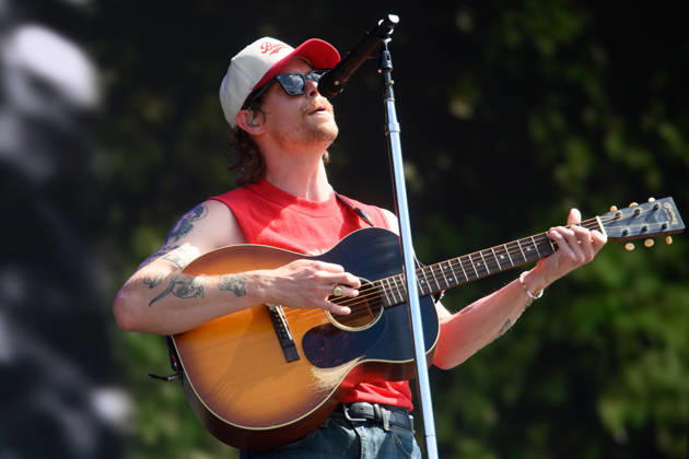 Caamp Perform at BST Hyde Park, London, UK - Sat 4 Jul 2026 Lead singer Taylor Meier of American folk band Caamp performs on the Great Oak Stage at BST Hyde Park Festival in Hyde Park in London, England, UK on Saturday 4 July 2026., Credit:Justin Ng Avalon UK, England, London, Hyde Park  Copyright: xJustinxNgx xAvalonx 1114406999
