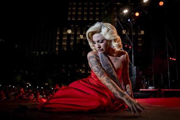 Mon Laferte Performs at MADO 2026 Singer Mon Laferte performs on the Plaza Espana stage at MADO 2026 Madrid Pride on July 4, 2026, in Madrid, Spain. A Chilean-Mexican singer-songwriter, Mon Laferte is one of the most powerful and versatile voices in contemporary Latin music. Her work spans rock, bolero, pop, singer-songwriter music, and traditional sounds, with an unmistakable emotional and theatrical intensity. A Pé MADRID, Spain MADRID, Spain Spain Copyright: xA.xPÃ rezxMecax 7645234