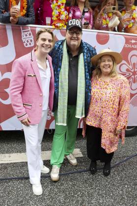 ABB SCHLAGERMOVE-Vincent Gross, Andreas Ellermann, Kathy Kelly zu Gast beim Schlagermove auf dem Heiligengeistfeld in Hamburg am 04.07.2025 Hamburg Deutschland