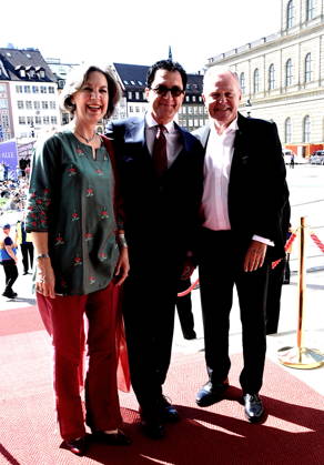 Christina Kalb Serge Dorny Staatsintendant Dr Georg Heubisch MdL a.D. Muenchen 04.07.2026 Max Joseph Platz Bayerische Staatsoper OPER FUER ALLE Die Wallkuere -Richard Wagner Foto Muenchen