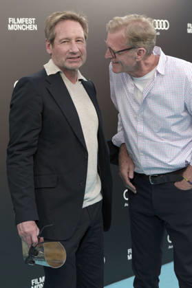 David Duchovny und John Lee Hancock beim Photocall zur Verleihung des CineMerit Awards auf dem 43. Filmfest München 2026 in der Hochschule für Fernsehen und Film. München, 04.07.2026
