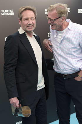 David Duchovny und John Lee Hancock beim Photocall zur Verleihung des CineMerit Awards auf dem 43. Filmfest München 2026 in der Hochschule für Fernsehen und Film. München, 04.07.2026