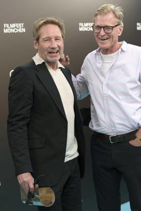 David Duchovny und John Lee Hancock beim Photocall zur Verleihung des CineMerit Awards auf dem 43. Filmfest München 2026 in der Hochschule für Fernsehen und Film. München, 04.07.2026