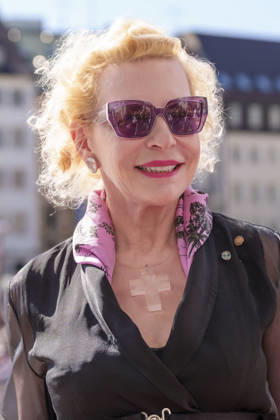 Sunnyi Melles bei der Ankunft zum Event Oper für alle 2026 im Rahmen der Münchner Opernfestspiele mit der Live-Opernübertragung von Richard Wagners Die Walküre im Nationaltheater. München, 04.07.2026