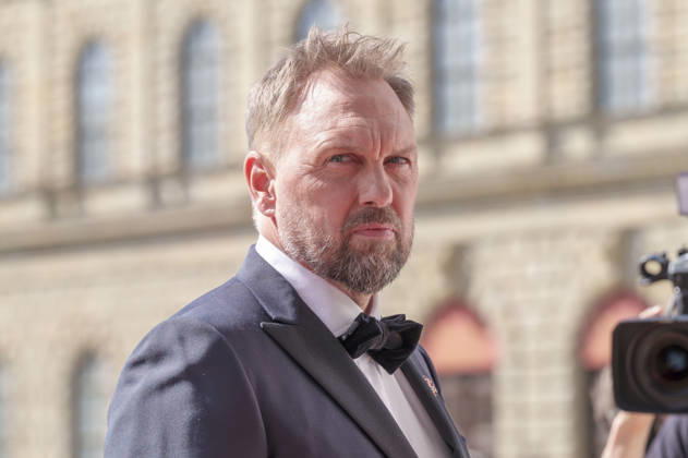 Steven Gätjen bei der Ankunft zum Event Oper für alle 2026 im Rahmen der Münchner Opernfestspiele mit der Live-Opernübertragung von Richard Wagners Die Walküre im Nationaltheater. München, 04.07.2026