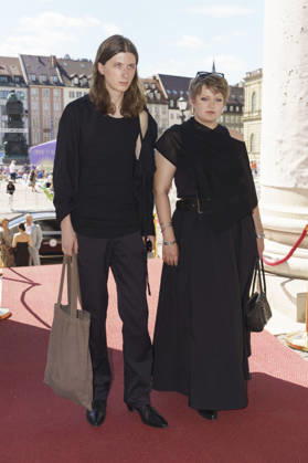 Jakob Seeberger und Annika Neugart bei der Ankunft zum Event Oper für alle 2026 im Rahmen der Münchner Opernfestspiele mit der Live-Opernübertragung von Richard Wagners Die Walküre im Nationaltheater. München, 04.07.2026