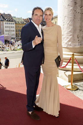 Thomas Ohrner mit Ehefrau Anne Arnholdt bei der Ankunft zum Event Oper für alle 2026 im Rahmen der Münchner Opernfestspiele mit der Live-Opernübertragung von Richard Wagners Die Walküre im Nationaltheater. München, 04.07.2026