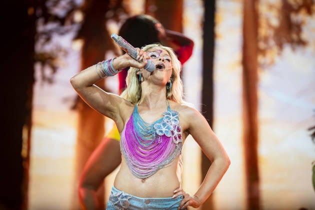 Roskilde Festival The Swedish singer Zara Larsson on the Orange Stage at Roskilde Festival, Denmark, Saturday, July 4, 2026. (Photo: Sebastian Elias Uth Ritzau Scanpix) , Denmark Copyright: SebastianxEliasxUthx spdk20260705-001132-L